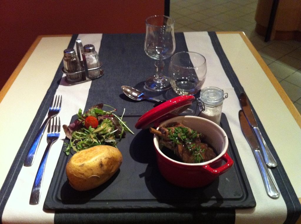 Kyriad Bourges Sud Restaurant photo